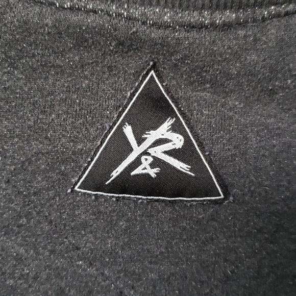 Young & Reckless Sweatshirt - Picture 4 of 4